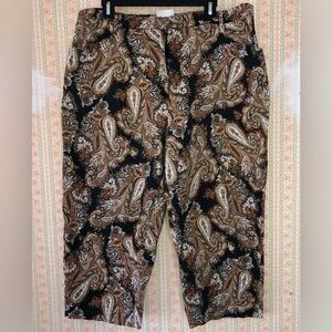 Paisley Print Capri Pants - Size 18W